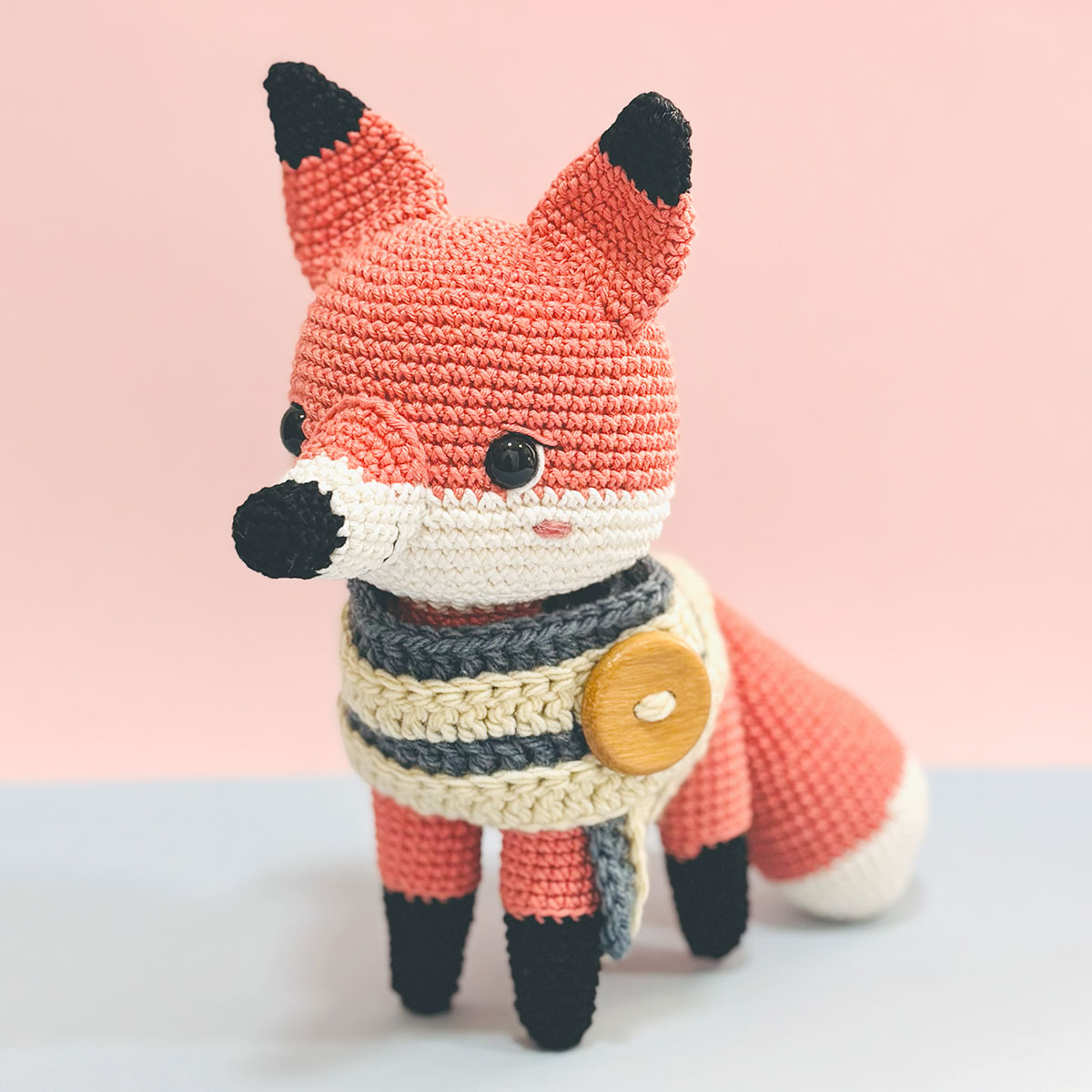 Raposa Amigurumi - Pronta Entrega - Imagem 2